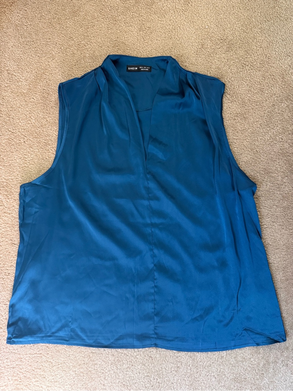SHEIN Teal V-Neck Sleeveless Camisole